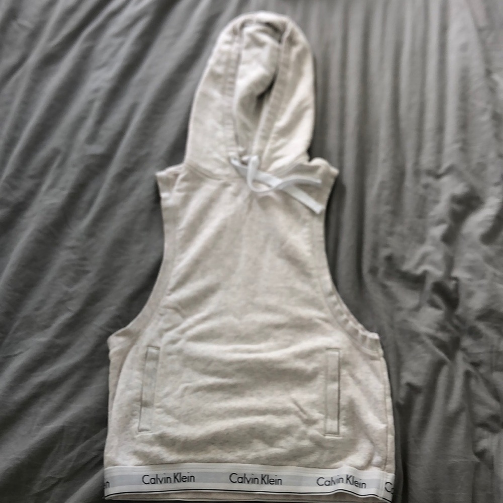 Calvin Klein sweatshirt
